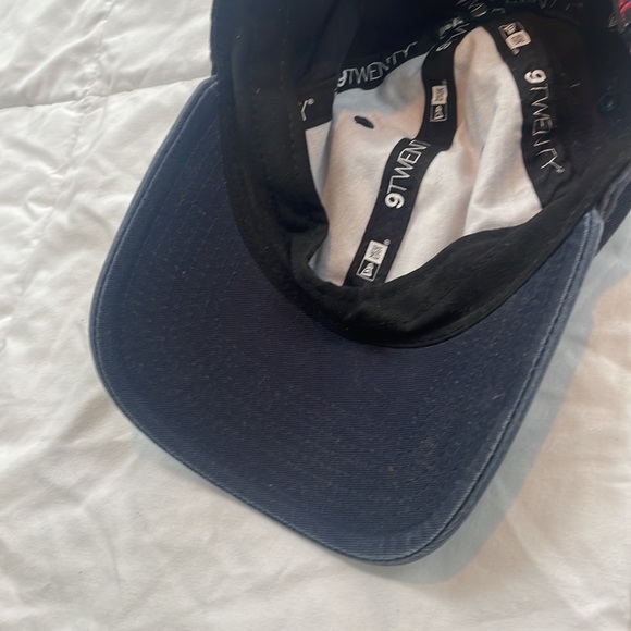 New Era women’s baseball hat // NY Yankees - Picture 8 of 8